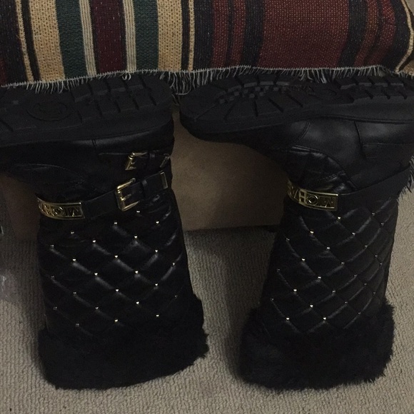 Gorgeous Michael Kors boots - Picture 3 of 4